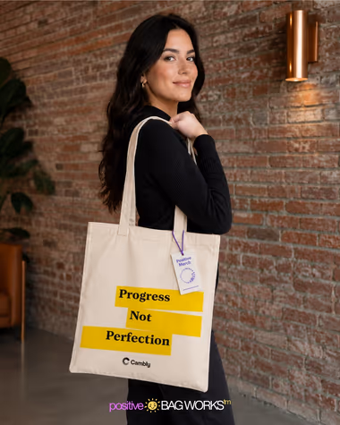 Cambly için Positive Studio merch üretimi