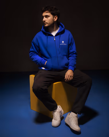 Pierre Fabre için Positive Studio merch üretimi