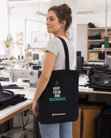 Straumann için Positive Studio merch üretimi