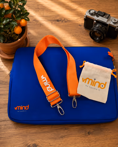 Vmind için Positive Studio merch üretimi