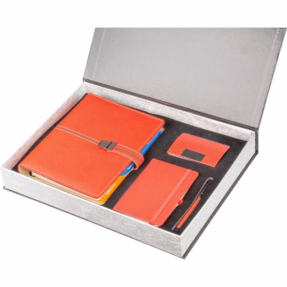 Kırmızı / 38 x 28 x 5,5 cm