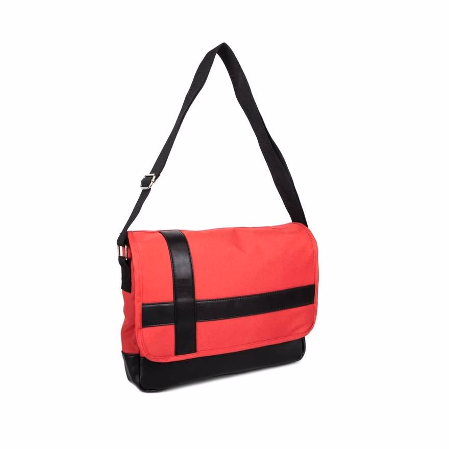 Daily Messenger Bag